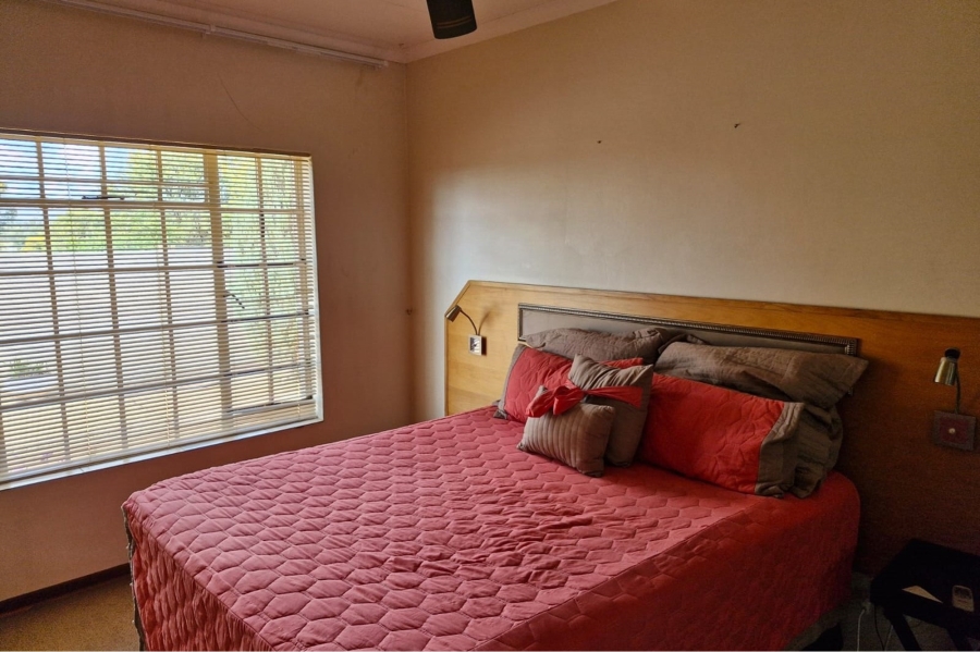 3 Bedroom Property for Sale in Meiringspark Ext 5 North West